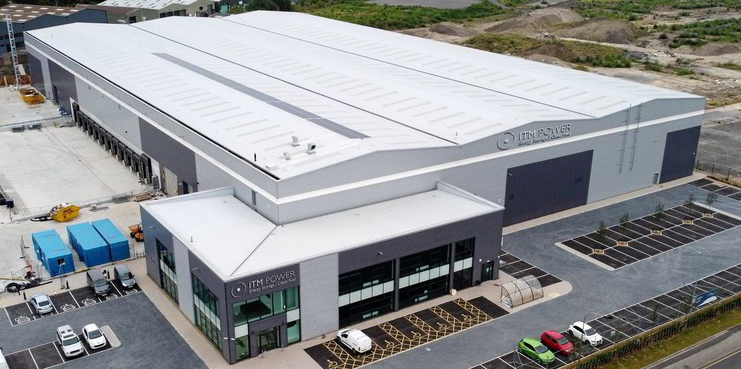 Trh s elektrolyzéry by měl do roku 2031 vyrůst až o 8000 %, Evropa bude lídrem
