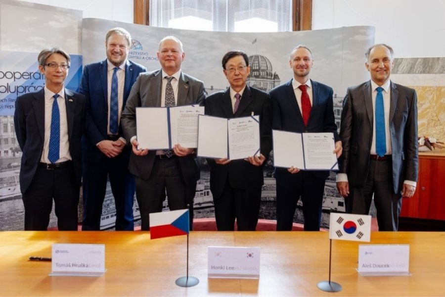 SZÚ a HYTEP podepsali s korejským WFRIC Memorandum o porozumění a vzájemné spolupráci